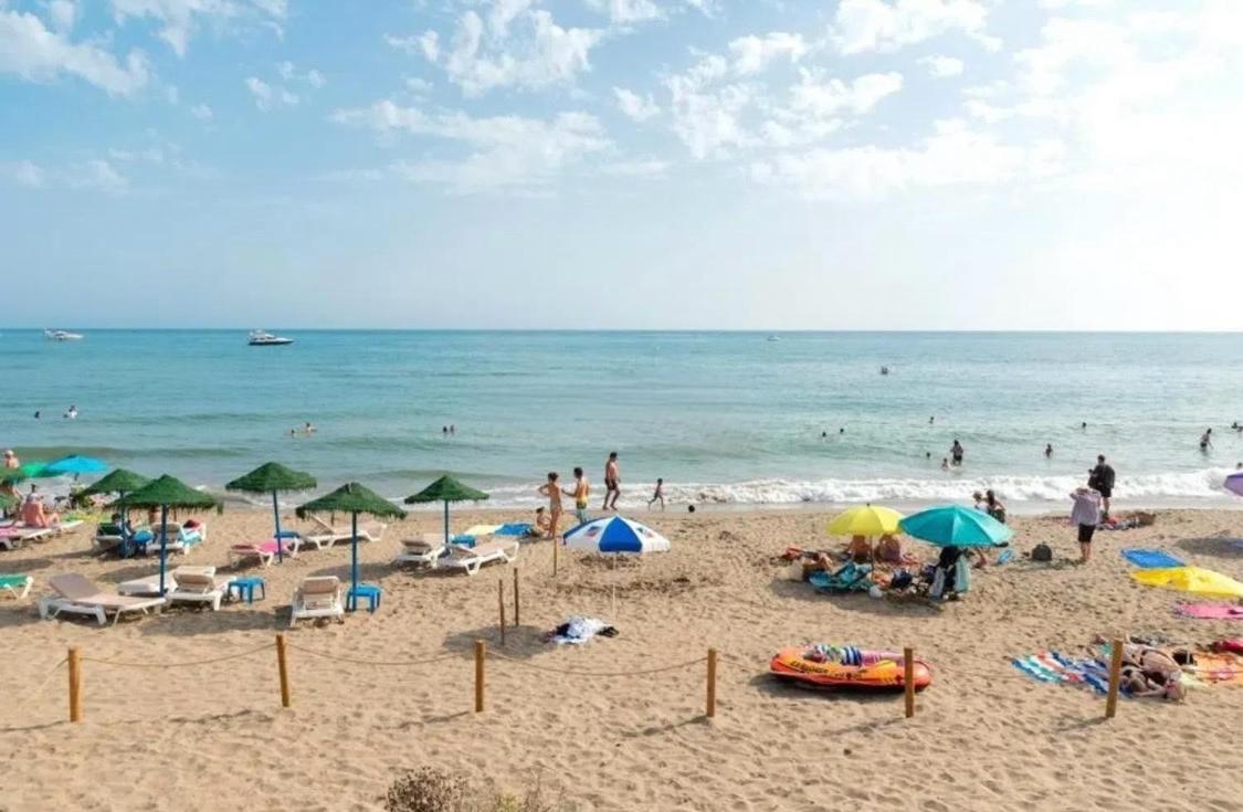 Marbella Pleasant Duplex By Elviria Las Dunas Beach Kültér fotó